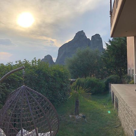 Villa Under Meteora كالامباكا المظهر الخارجي الصورة